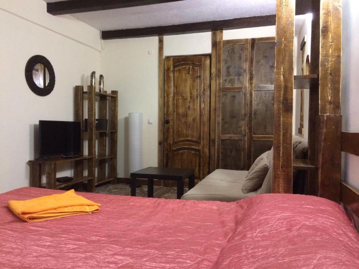 U Palycha Guest House スフミ エクステリア 写真