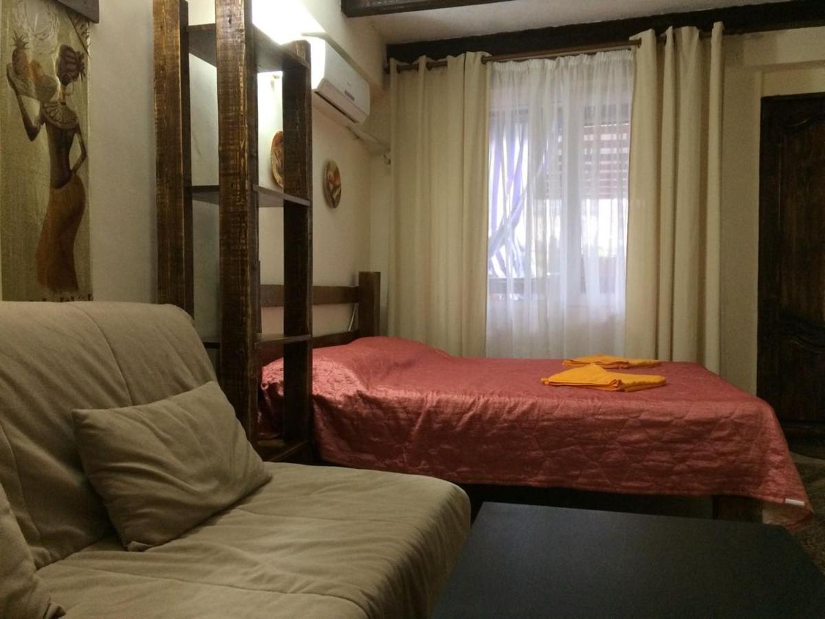 U Palycha Guest House スフミ エクステリア 写真