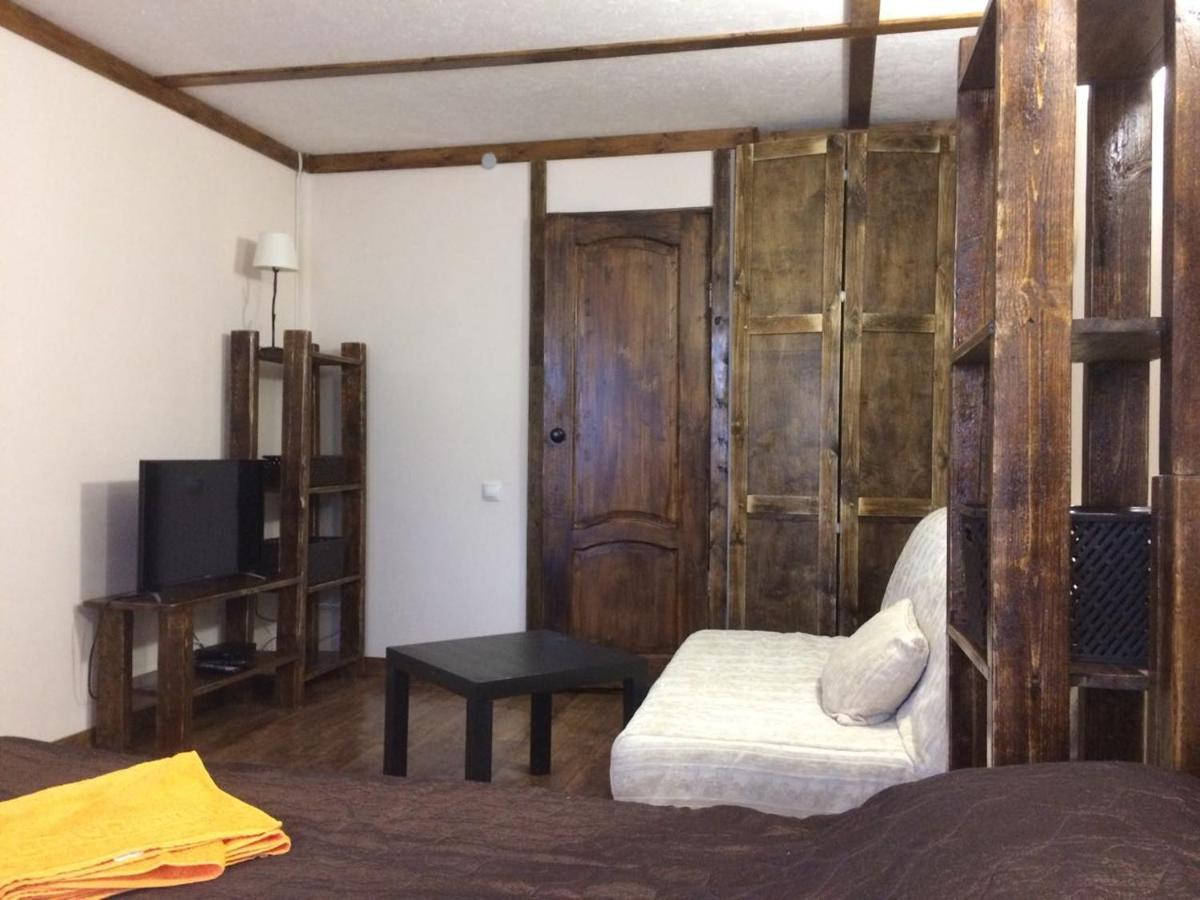 U Palycha Guest House スフミ エクステリア 写真