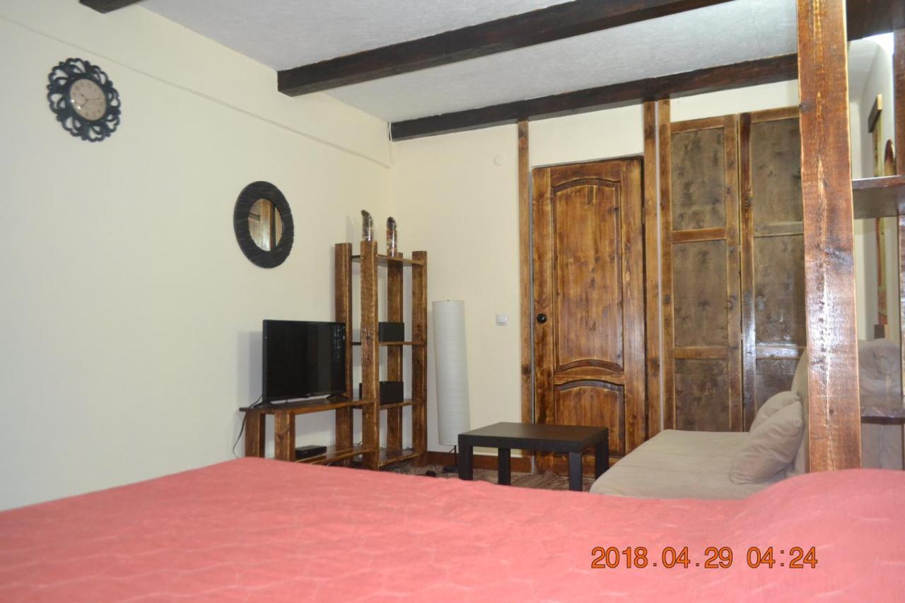 U Palycha Guest House スフミ エクステリア 写真