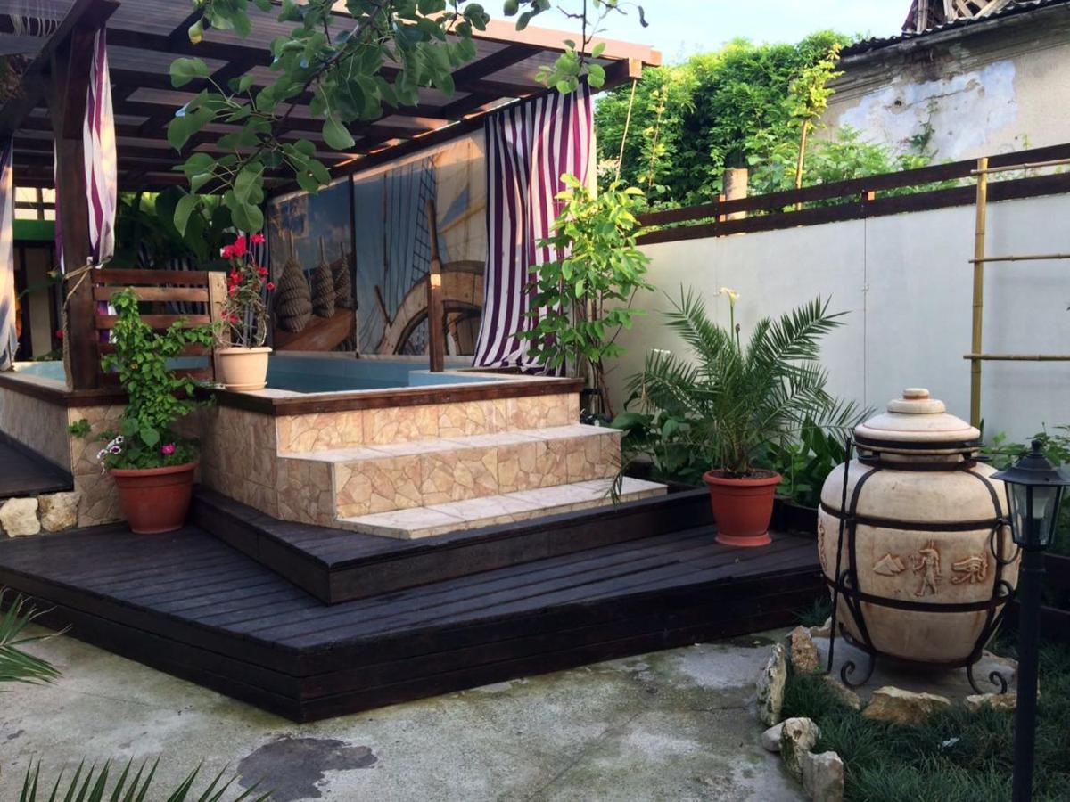 U Palycha Guest House スフミ エクステリア 写真